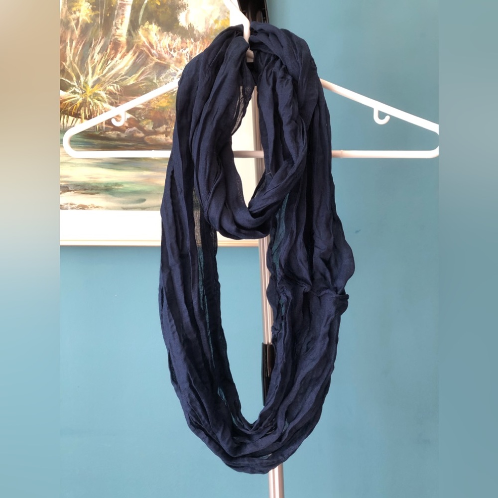 Infinity scarf